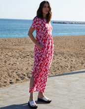 Load image into Gallery viewer, Women's Red Leaf Print Jersey Maxi Dress with Pockets
