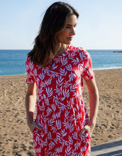 Load image into Gallery viewer, Women's Red Leaf Print Jersey Maxi Dress with Pockets
